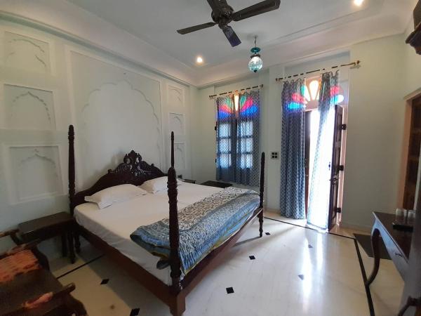 Raj Rajeshwari Haveli : photo 2 de la chambre chambre lit queen-size 