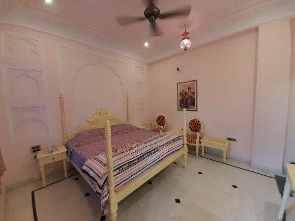 Raj Rajeshwari Haveli : photo 6 de la chambre chambre lit queen-size 