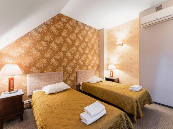Hotel Pod Kasztanami : photo 6 de la chambre chambre lits jumeaux