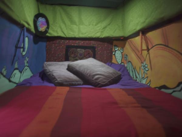 OlasHostel : photo 10 de la chambre caravane 