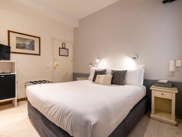 Hotel Casa Petrarca : photo 2 de la chambre petite chambre double