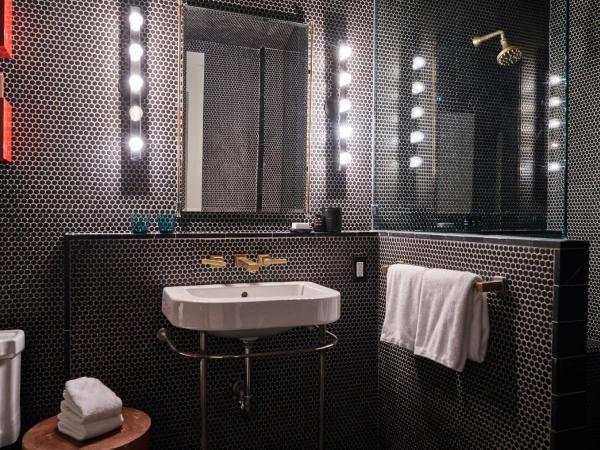 Hotel Saint Cecilia : photo 3 de la chambre suite deluxe avec lit king-size