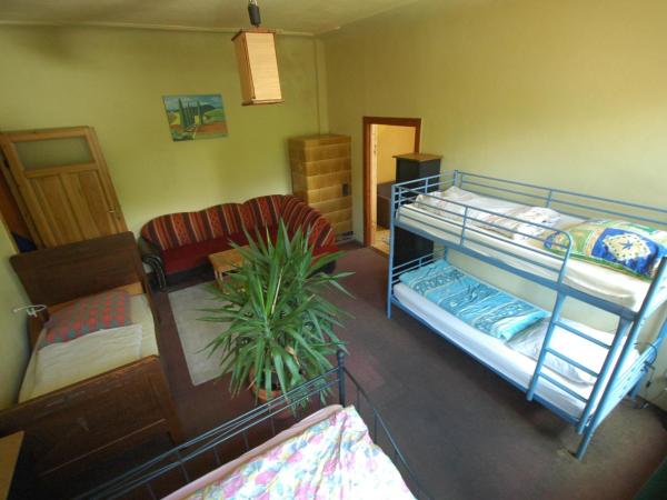 Sandino Hostel - Solo Traveler Sanctuary : photo 3 de la chambre lit dans dortoir mixte de 6 lits