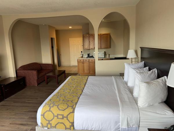 Baymont by Wyndham Houston Brookhollow : photo 2 de la chambre chambre lit king-size - non-fumeurs