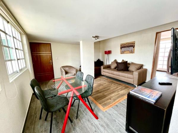 Downtown Treasure Place : photo 1 de la chambre appartement avec terrasse