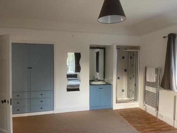 Canford house on Westbury on Trym : photo 2 de la chambre double room with shower (large)