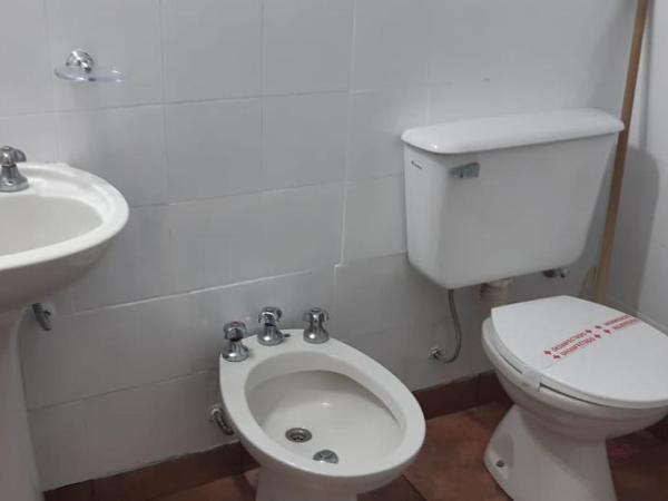 Hotel El Pibe : photo 7 de la chambre chambre double avec salle de bains privative