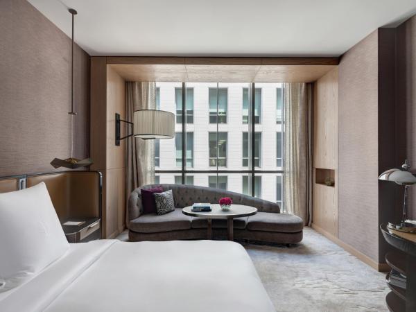 Four Seasons Hotel Dubai International Financial Centre : photo 2 de la chambre chambre lit king-size deluxe difc