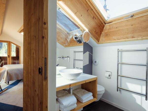 Best Western Chalet les Saytels : photo 6 de la chambre suite familiale communicante