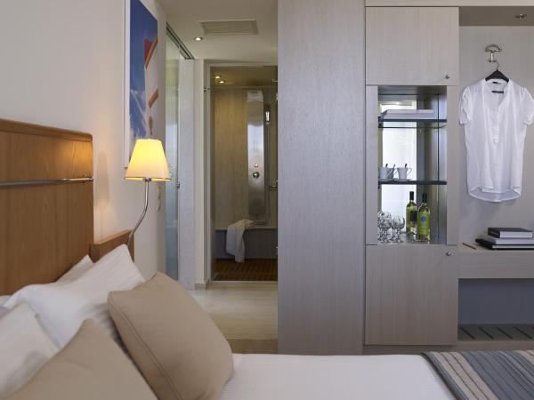 Kriti Beach Hotel : photo 3 de la chambre suite familiale