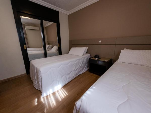 Mabu Curitiba Business : photo 3 de la chambre chambre lits jumeaux standard