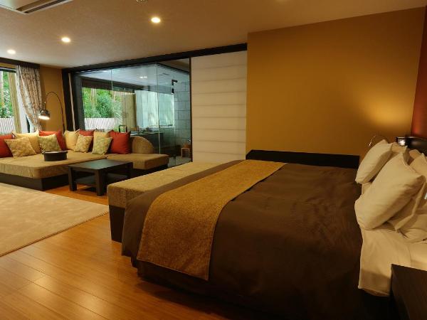 Arima Onsen Taketoritei Maruyama : photo 4 de la chambre chambre lit king-size deluxe avec baignoire thermale intérieure – vue sur montagne - non-fumeurs - 311