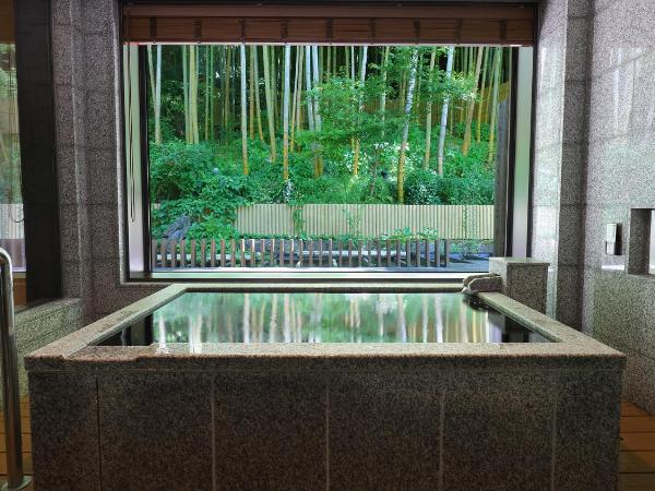 Arima Onsen Taketoritei Maruyama : photo 2 de la chambre chambre lit king-size deluxe avec baignoire thermale intérieure – vue sur montagne - non-fumeurs - 311