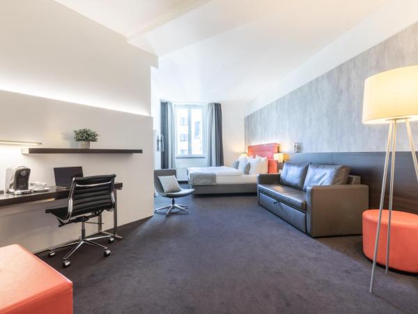 Select Hotel Berlin The Wall - Apartments : photo 2 de la chambre appartement supérieur