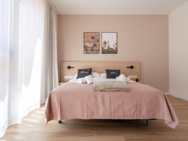 limehome Barcelona Carrer de Besalú 82 : photo 1 de la chambre chambre triple