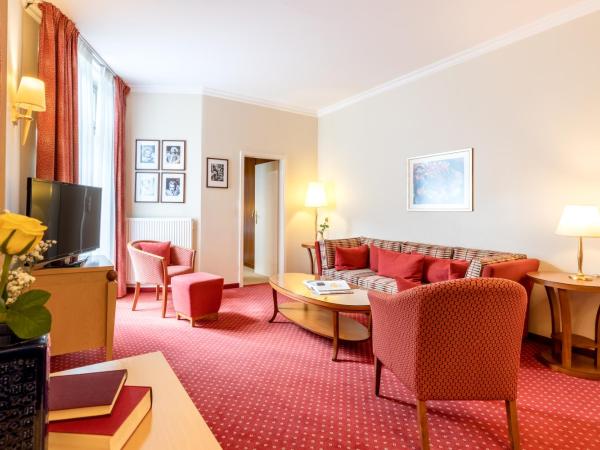 Novum Hotel Kronprinz Berlin : photo 4 de la chambre chambre double confort avec canapé-lit