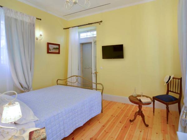 History House : photo 8 de la chambre chambre double avec balcon