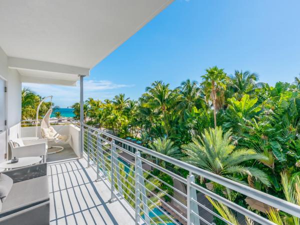National Hotel, An Adult Only Oceanfront Resort : photo 7 de la chambre suite cabana - côté piscine