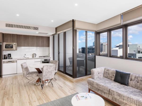 Meriton Suites Church Street, Parramatta : photo 2 de la chambre suite 1 chambre de luxe