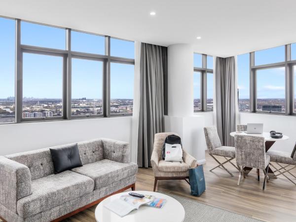 Meriton Suites Church Street, Parramatta : photo 1 de la chambre suite 2 chambres sky