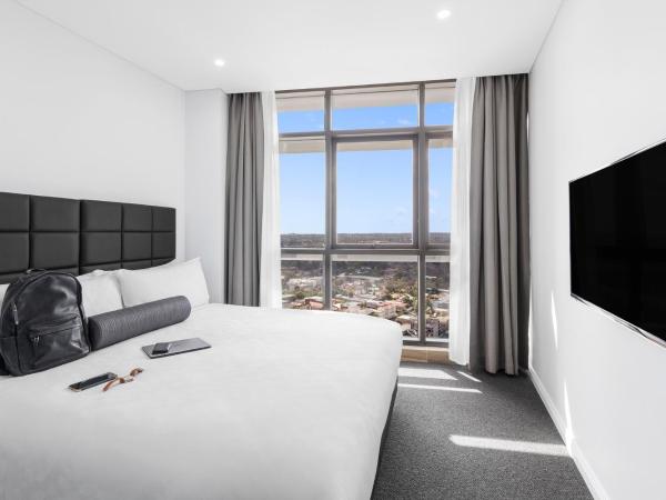 Meriton Suites Church Street, Parramatta : photo 8 de la chambre suite 3 chambres - vue sur rivière
