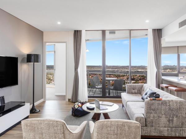 Meriton Suites Church Street, Parramatta : photo 4 de la chambre suite 3 chambres - vue sur rivière