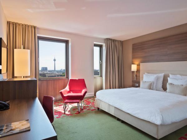 Meliá Düsseldorf : photo 2 de la chambre chambre meliá premium - vue sur parc