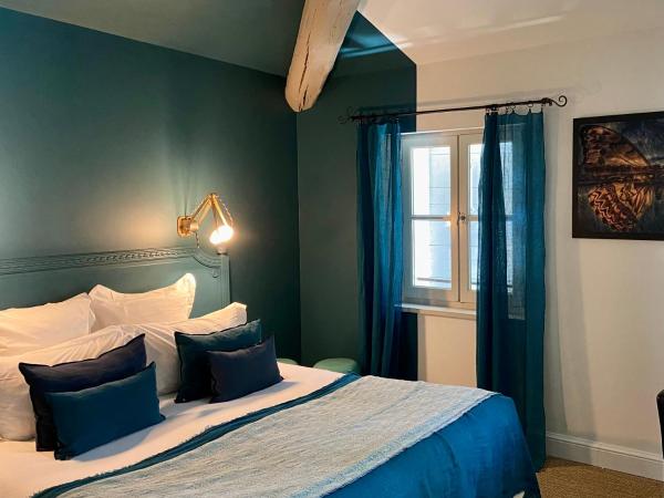 La Maison Sur La Sorgue - Esprit de France : photo 1 de la chambre suite ombres