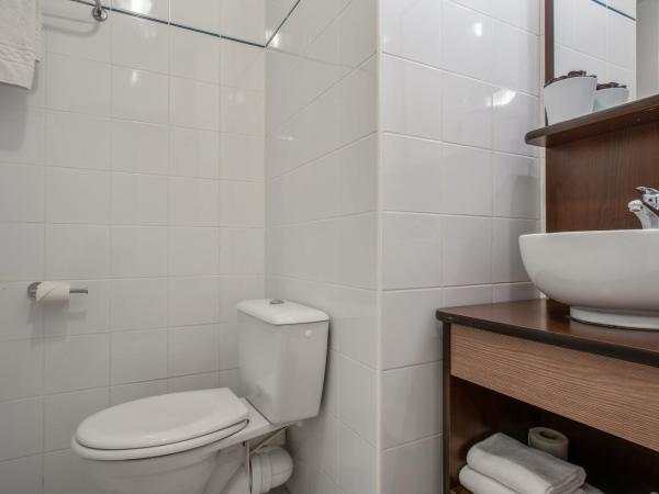 Appart'City Classic Nîmes : photo 5 de la chambre studio lits jumeaux