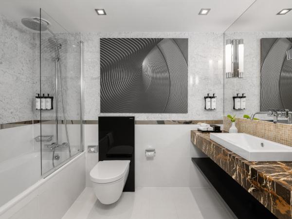 Sofitel Warsaw Victoria : photo 8 de la chambre suite lit king-size prestige