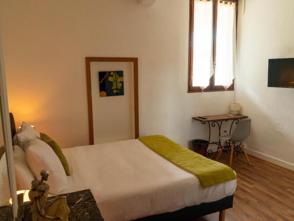 Hôtel Croix Baragnon : photo 4 de la chambre chambre double