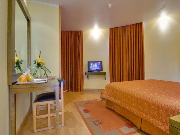 Hotel Alif Campo Pequeno : photo 4 de la chambre chambre double