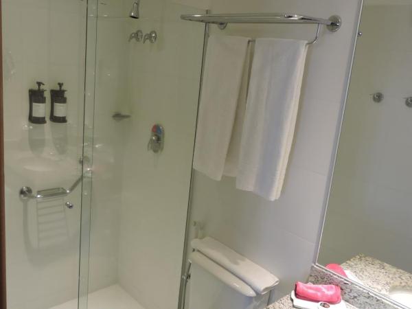 BFC Suíte em Barra da Tijuca : photo 9 de la chambre suite lit queen-size