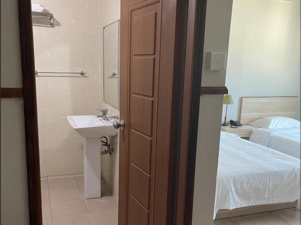 Kirin Guesthouse and Restaurant : photo 5 de la chambre chambre lits jumeaux avec vue