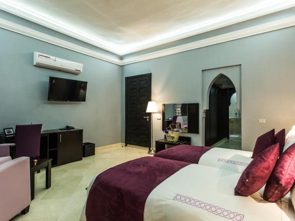 the bird : photo 2 de la chambre chambre double - vue sur piscine