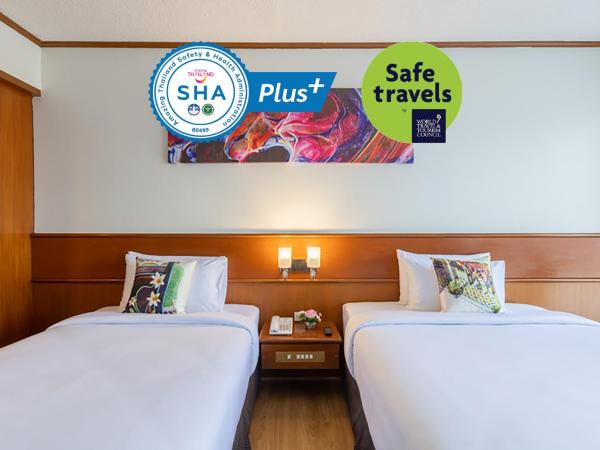 Royal Phuket City Hotel - SHA Extra Plus : photo 1 de la chambre hébergement premier supérieur