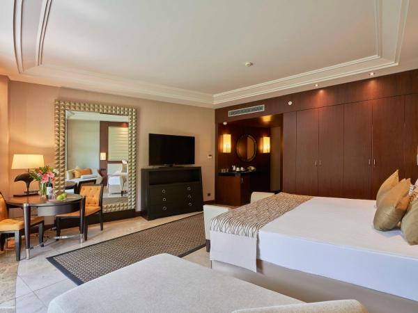 Calista Luxury Resort : photo 9 de la chambre chambre supérieure - vue sur jardin