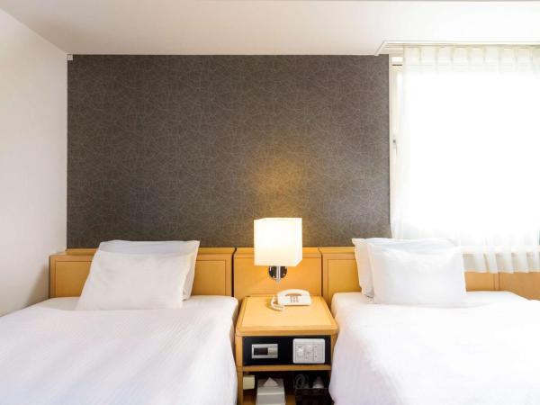 SureStay Plus Hotel by Best Western Shin-Osaka : photo 3 de la chambre chambre lits jumeaux deluxe avec canapé-lit