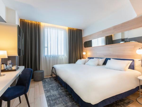 voco Milan-Fiere, an IHG Hotel : photo 2 de la chambre chambre standard lit king-size avec lit d'appoint