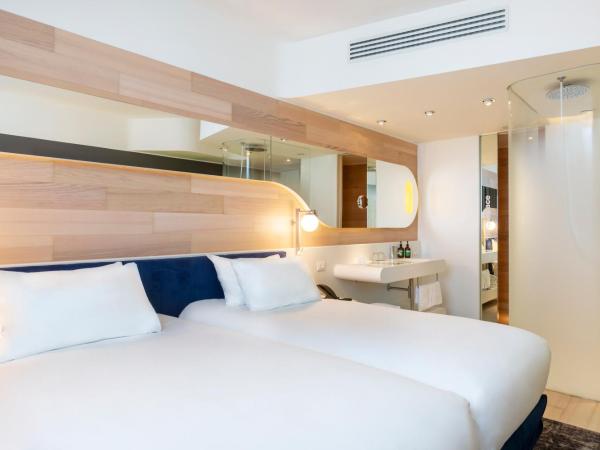 voco Milan-Fiere, an IHG Hotel : photo 1 de la chambre chambre lits jumeaux standard
