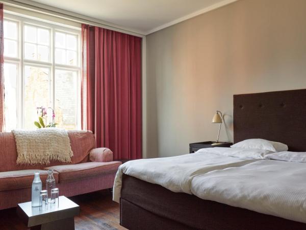 First Hotel Grand : photo 1 de la chambre chambre double exécutive