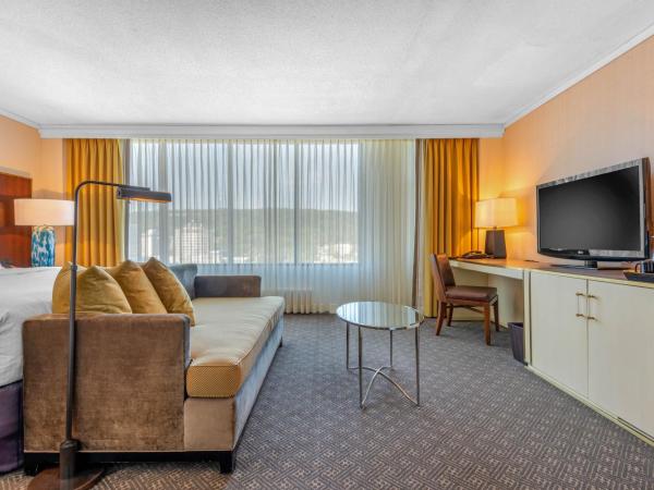 Omni Mont-Royal Hotel : photo 1 de la chambre chambre lit king-size deluxe