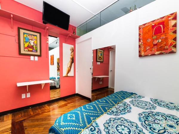 ITZAE Polanquito CDMX Lincoln Park dog friendly : photo 5 de la chambre chambre double avec salle de bains privative