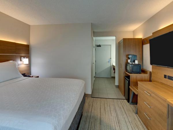 Holiday Inn Express Nashville W-I40, an IHG Hotel : photo 3 de la chambre chambre lit king-size