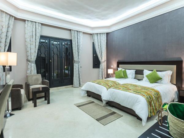 the bird : photo 6 de la chambre chambre double - vue sur piscine