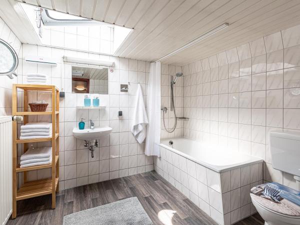 Schiffsherberge Pöppelmann : photo 4 de la chambre cabine de bateau supérieure