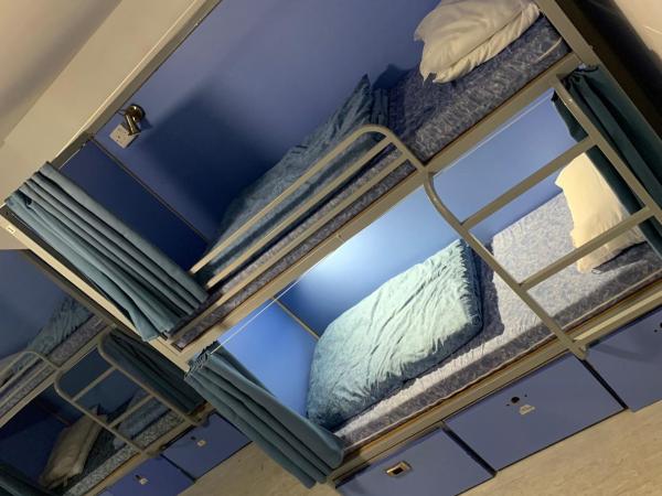 Brighton Beach Inn Hostel : photo 3 de la chambre lit dans dortoir mixte de 6 lits