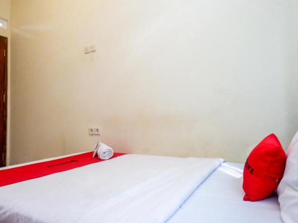 ReDdoorz At Mahameru Residence Yogyakarta : photo 1 de la chambre chambre double standard