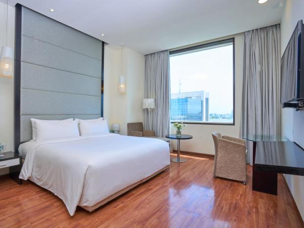 E Hotel : photo 9 de la chambre deluxe suite with 10% off on food & soft beverage