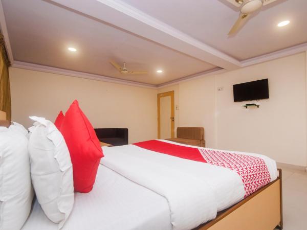 Hotel Orbit Inn Near Infiniti Mall : photo 2 de la chambre chambre triple deluxe